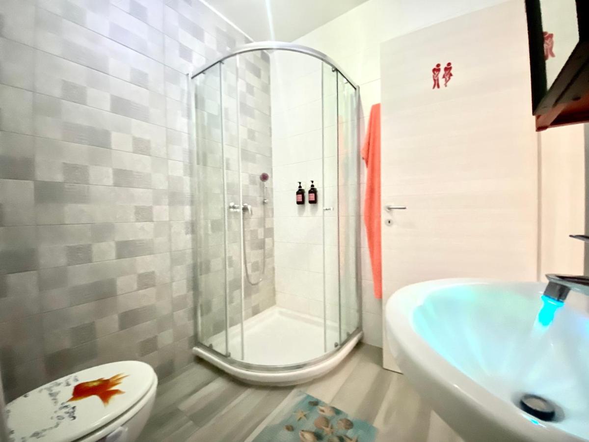 Central Private En-Suite With Balcony In Shared Residence Pieta Exterior photo