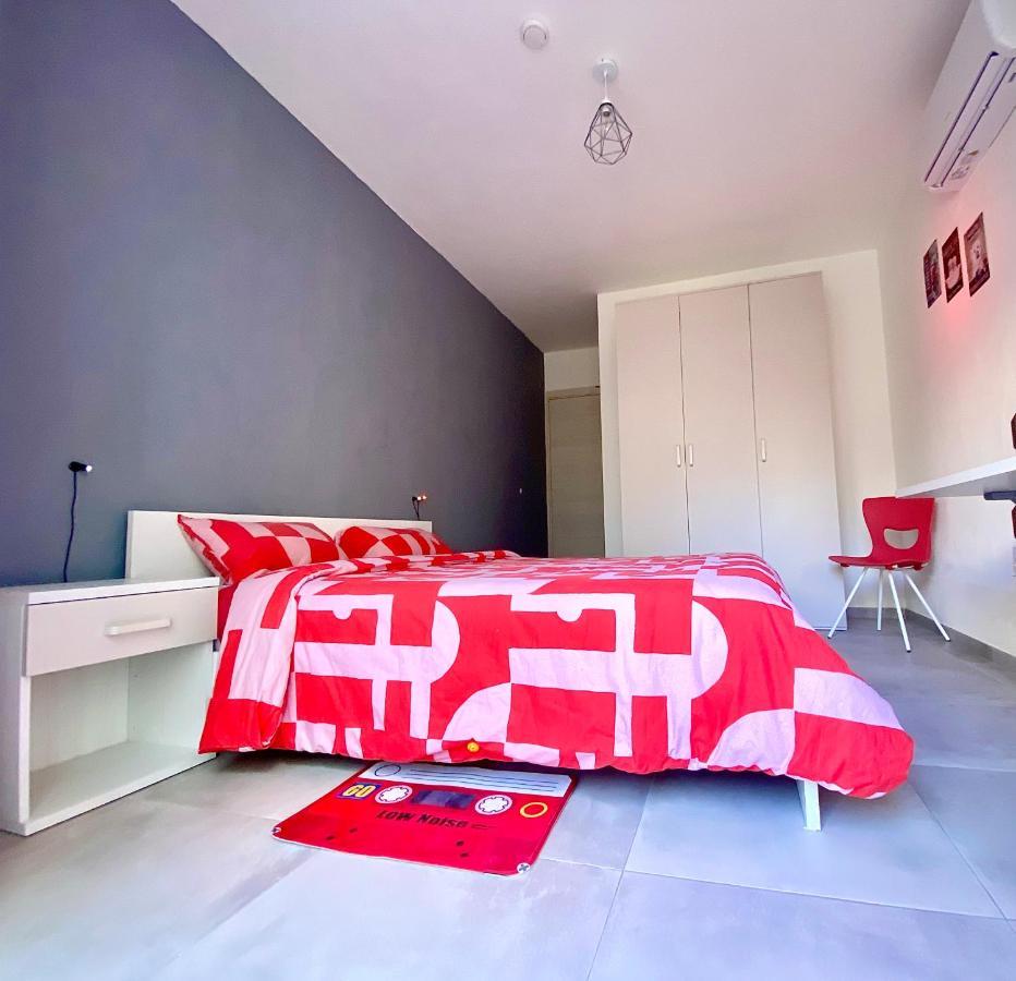 Central Private En-Suite With Balcony In Shared Residence Pieta Exterior photo